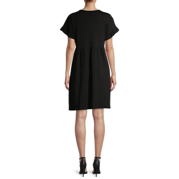 Time and Tru Women's Knit Babydoll Dress with pockets, Black, Size: Small - Picture 2 of 3